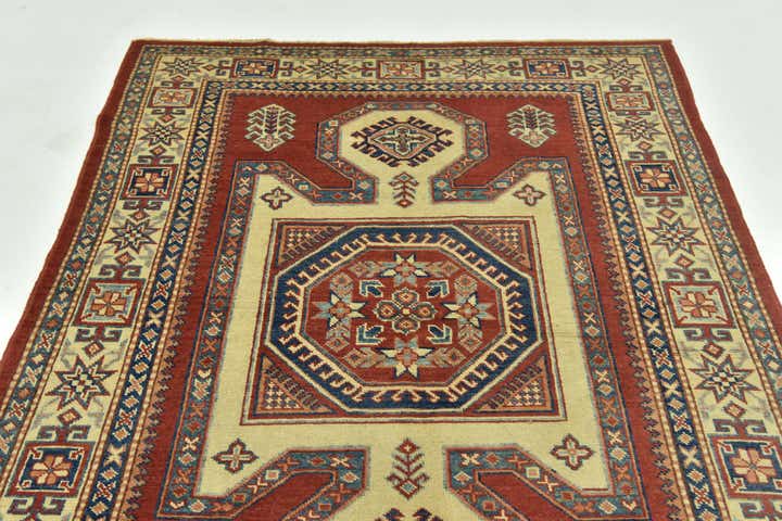 4' 9 x 6' 5 Hand Knotted Kazak Rug