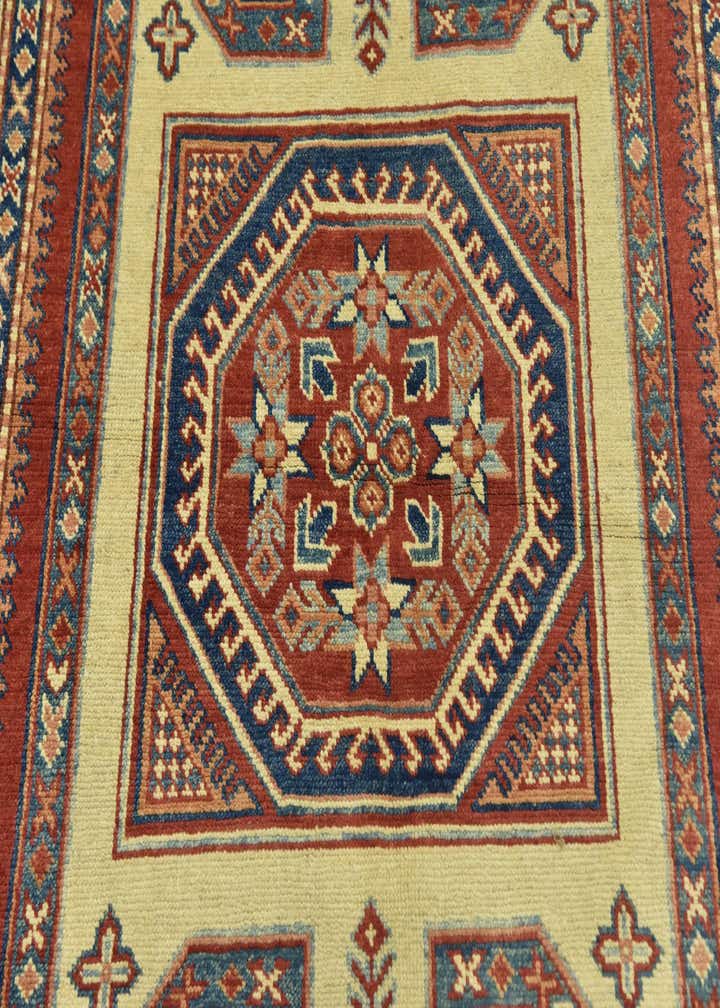 4' 9 x 6' 5 Hand Knotted Kazak Rug