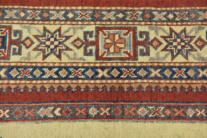 4' 9 x 6' 5 Hand Knotted Kazak Rug