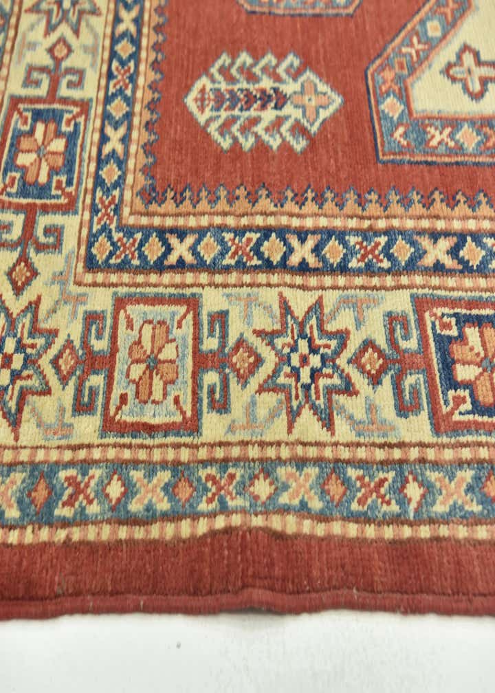 4' 9 x 6' 5 Hand Knotted Kazak Rug