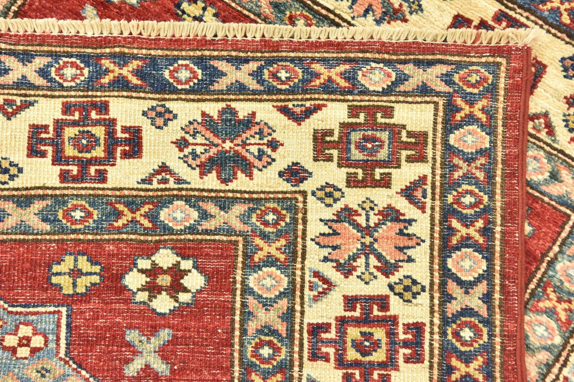 2' 10 x 3' 10 Hand Knotted Kazak Oriental Rug