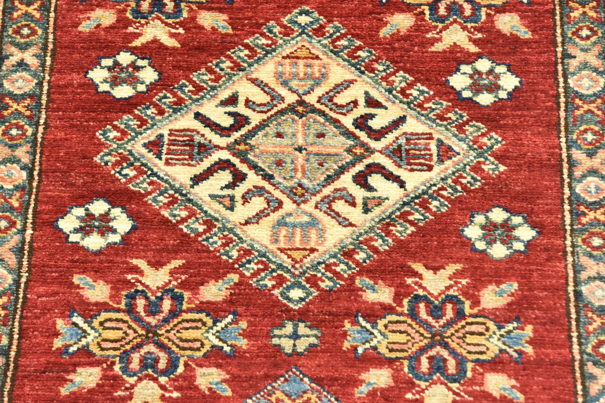 2' 10 x 3' 10 Hand Knotted Kazak Oriental Rug
