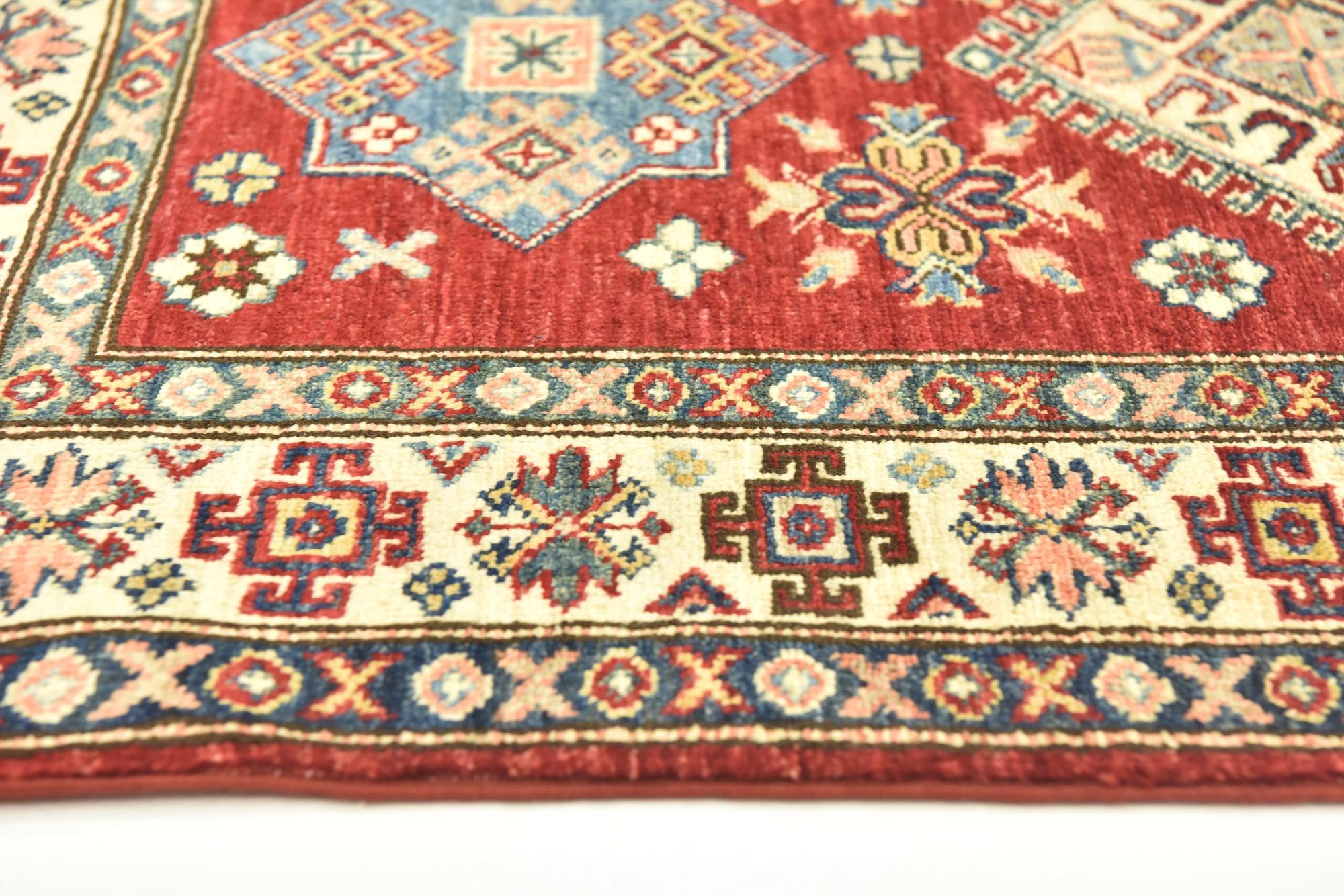 2' 10 x 3' 10 Hand Knotted Kazak Oriental Rug
