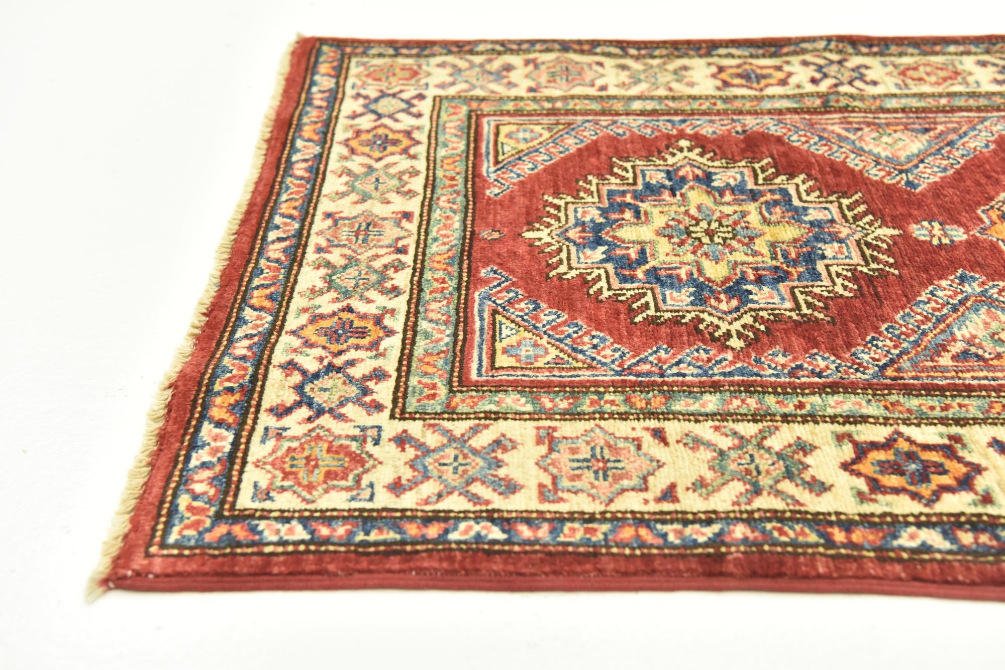 2' 7 x 4' 5 Hand Knotted Kazak Oriental Rug