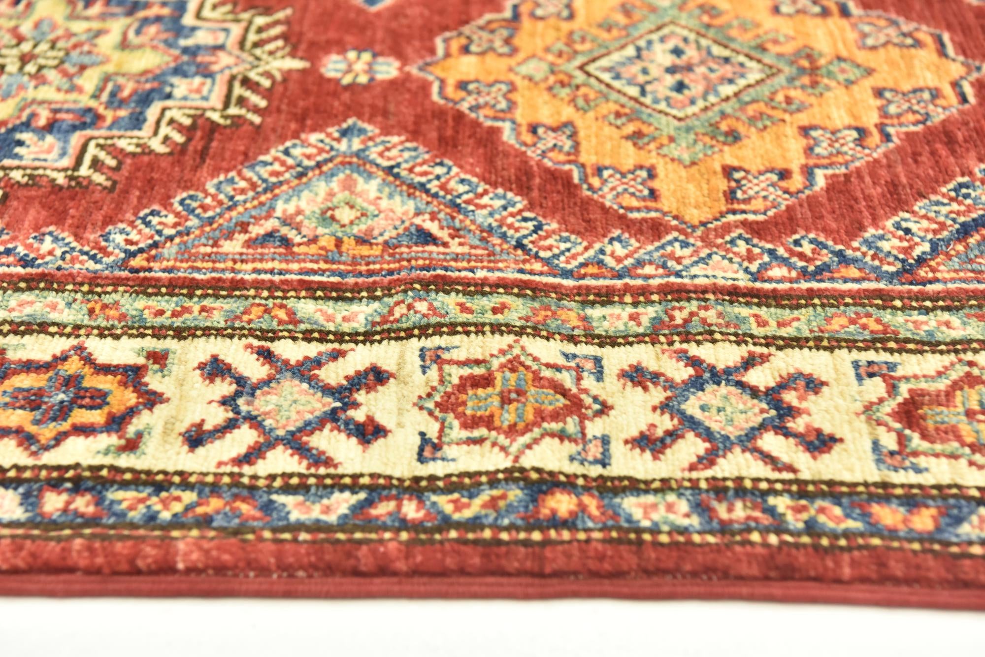2' 7 x 4' 5 Hand Knotted Kazak Oriental Rug