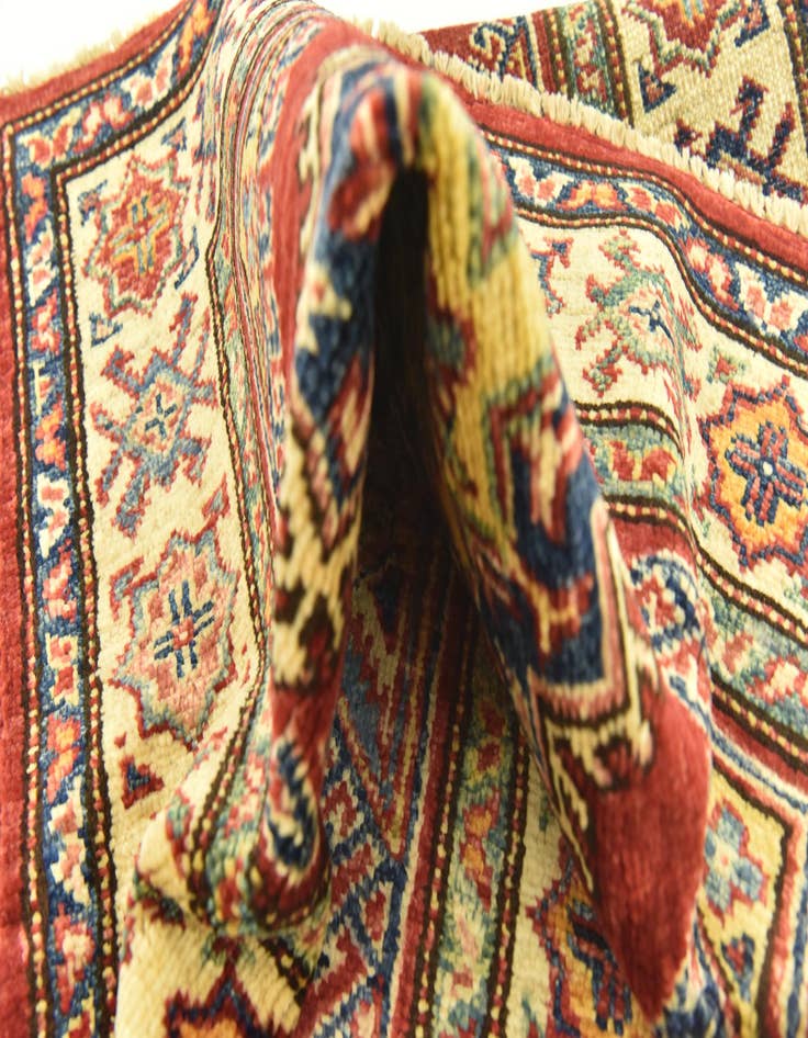 Detail image of 2' 7 x 4' 5  Hand Knotted Kazak Oriental Rug