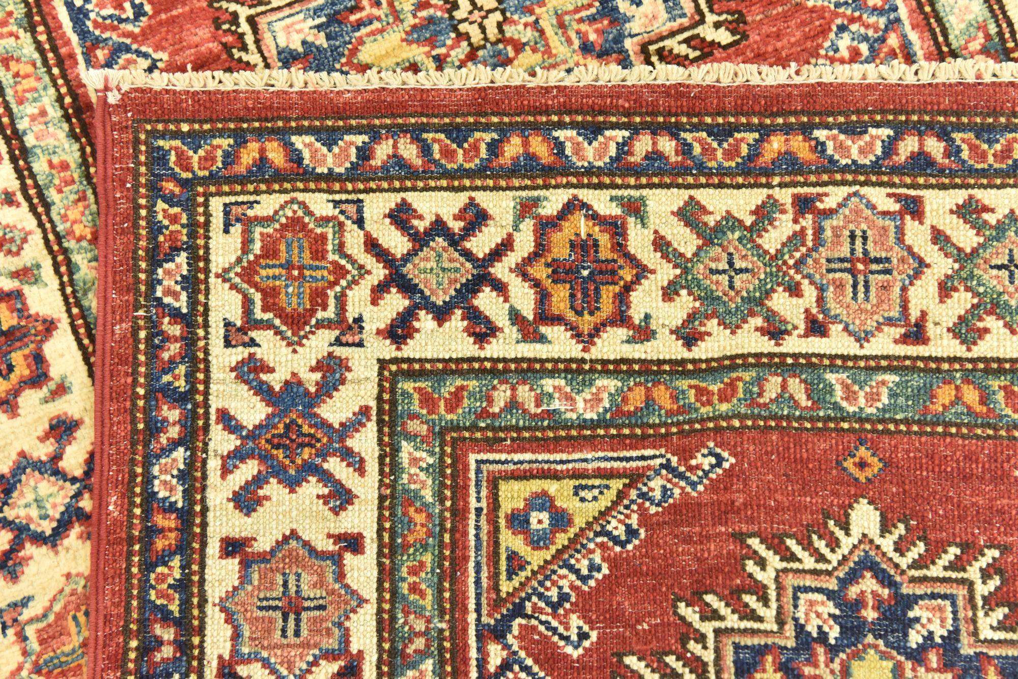 2' 7 x 4' 3 Hand Knotted Kazak Oriental Rug