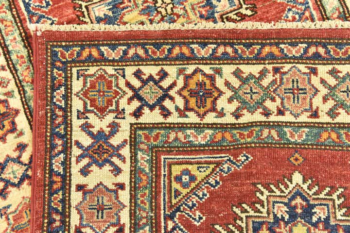 2' 7 x 4' 3 Hand Knotted Kazak Oriental Rug