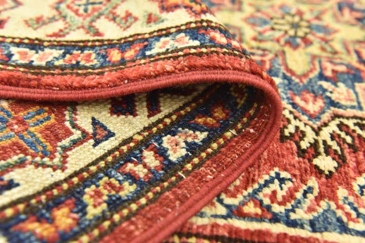 2' 7 x 4' 3 Hand Knotted Kazak Oriental Rug