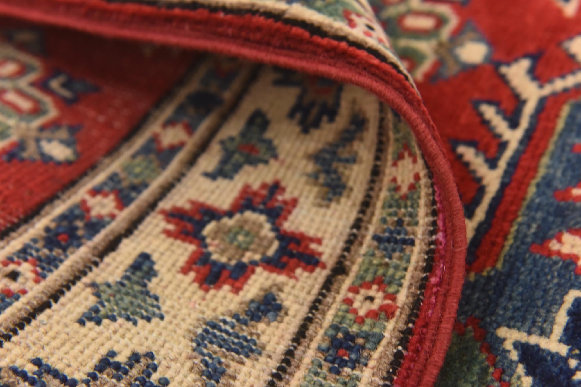 2' 6 x 4' Hand Knotted Kazak Rug