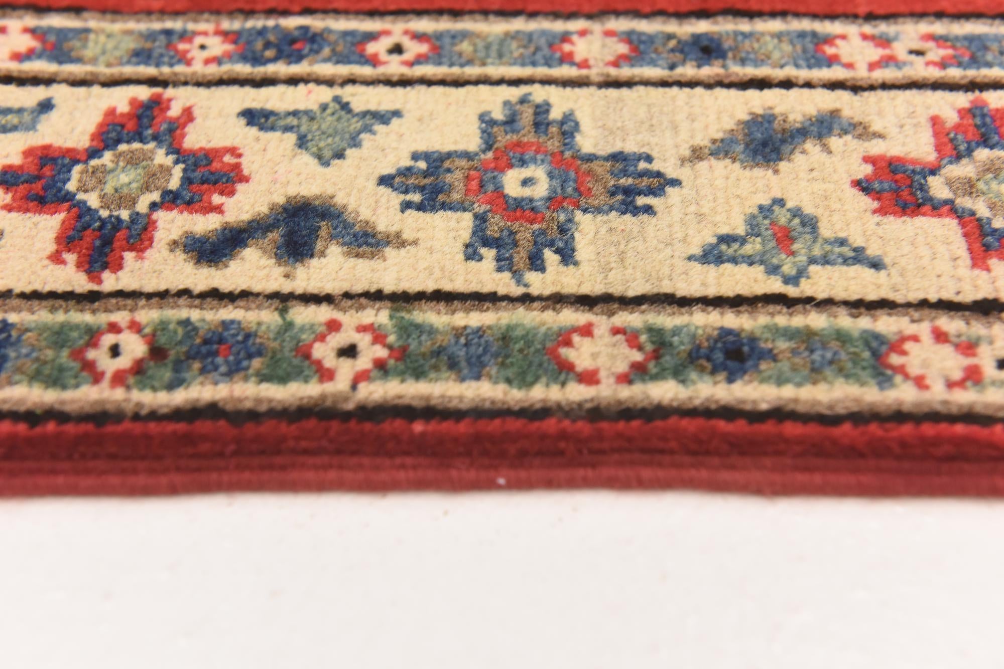2' 6 x 4' Hand Knotted Kazak Rug