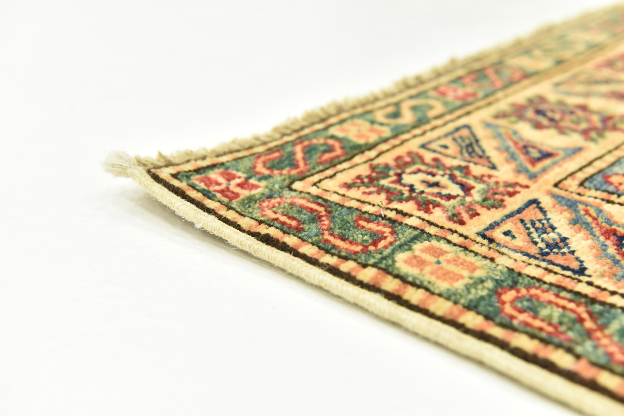 2' 7 x 4' 6 Hand Knotted Kazak Oriental Rug