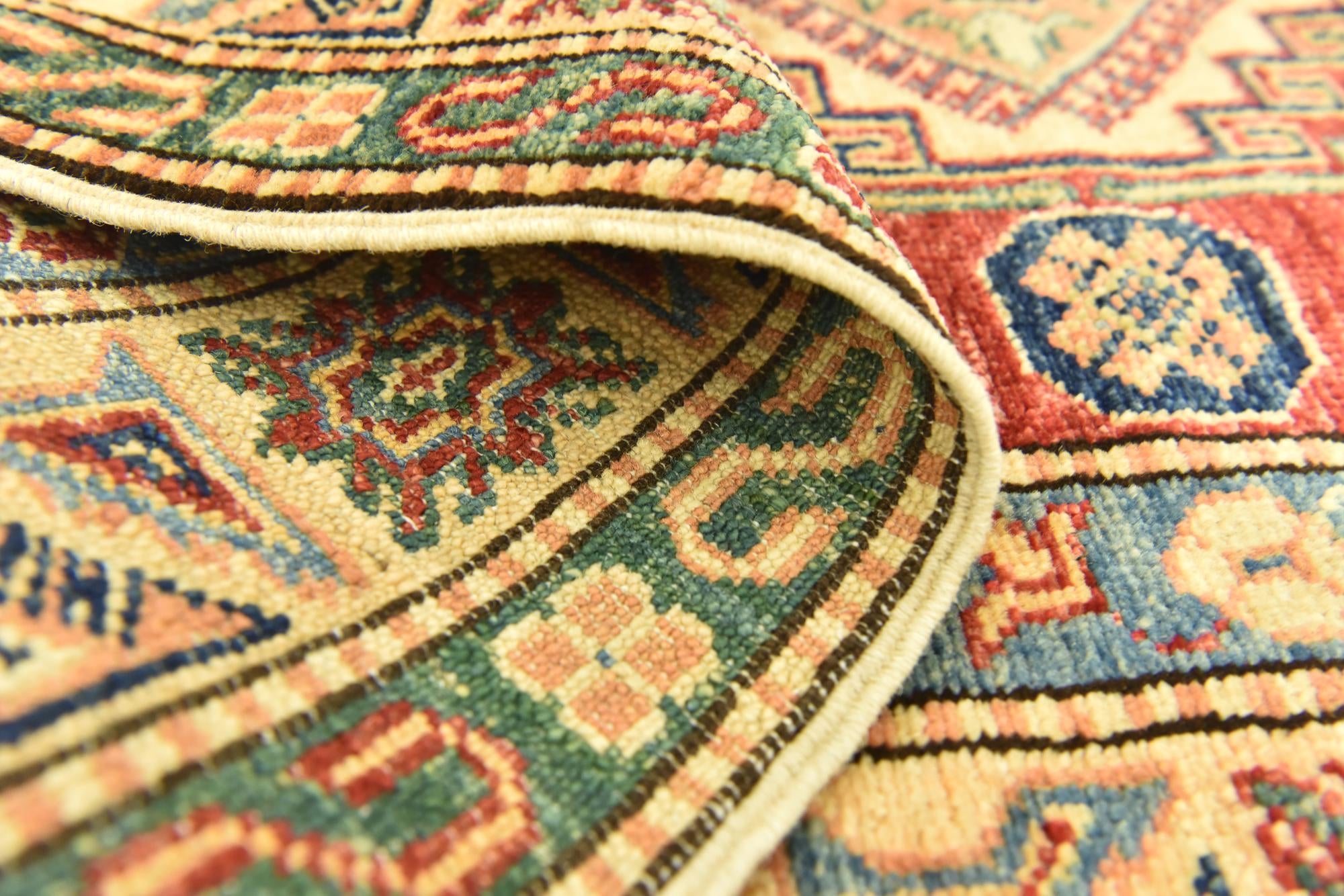 2' 7 x 4' 6 Hand Knotted Kazak Oriental Rug
