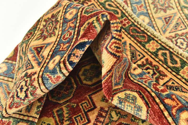 2' 7 x 4' 6 Hand Knotted Kazak Oriental Rug