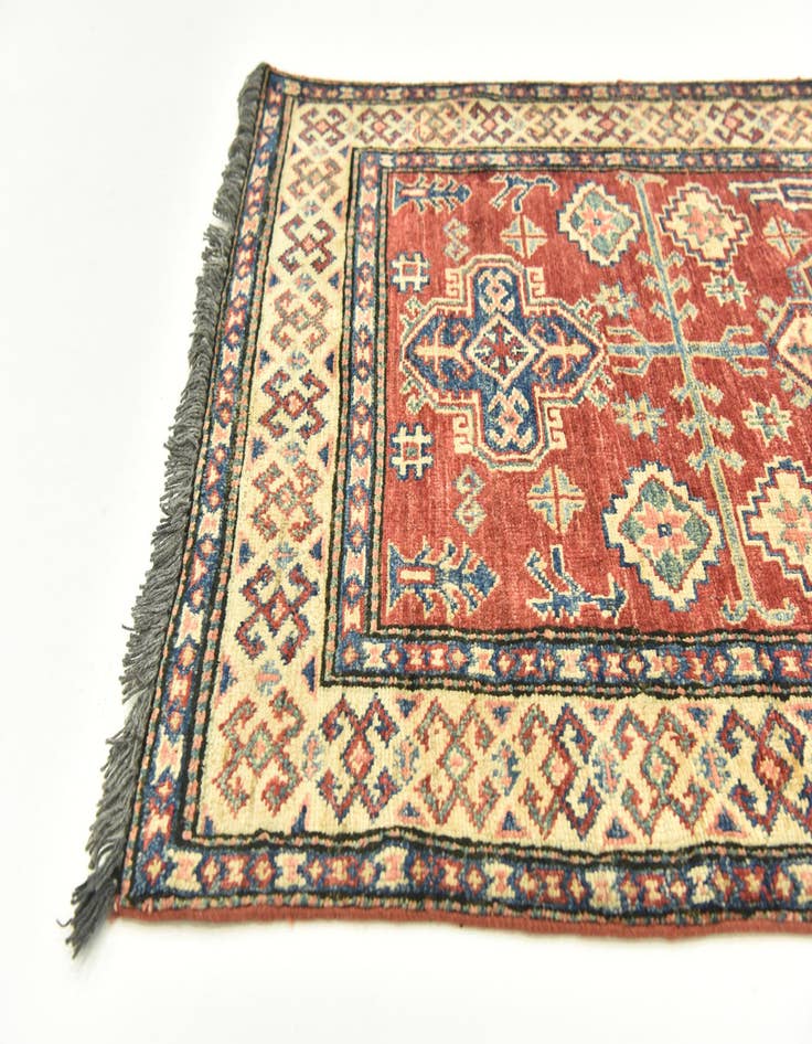 Detail image of 2' 8 x 4' 6  Hand Knotted Kazak Oriental Rug