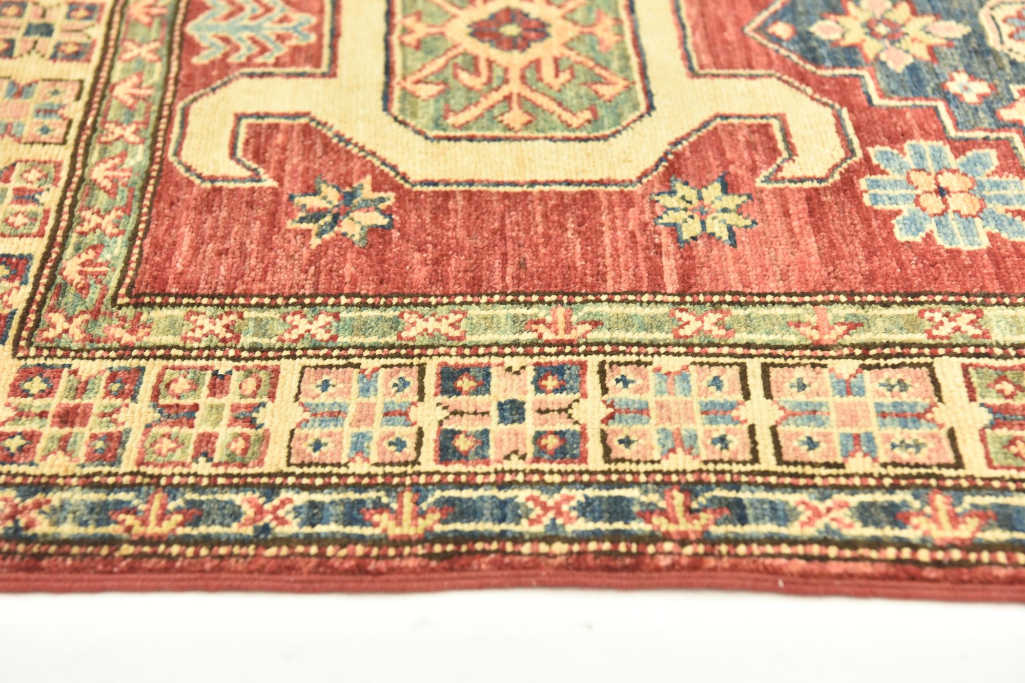 2' 8 x 3' 10 Hand Knotted Kazak Oriental Rug