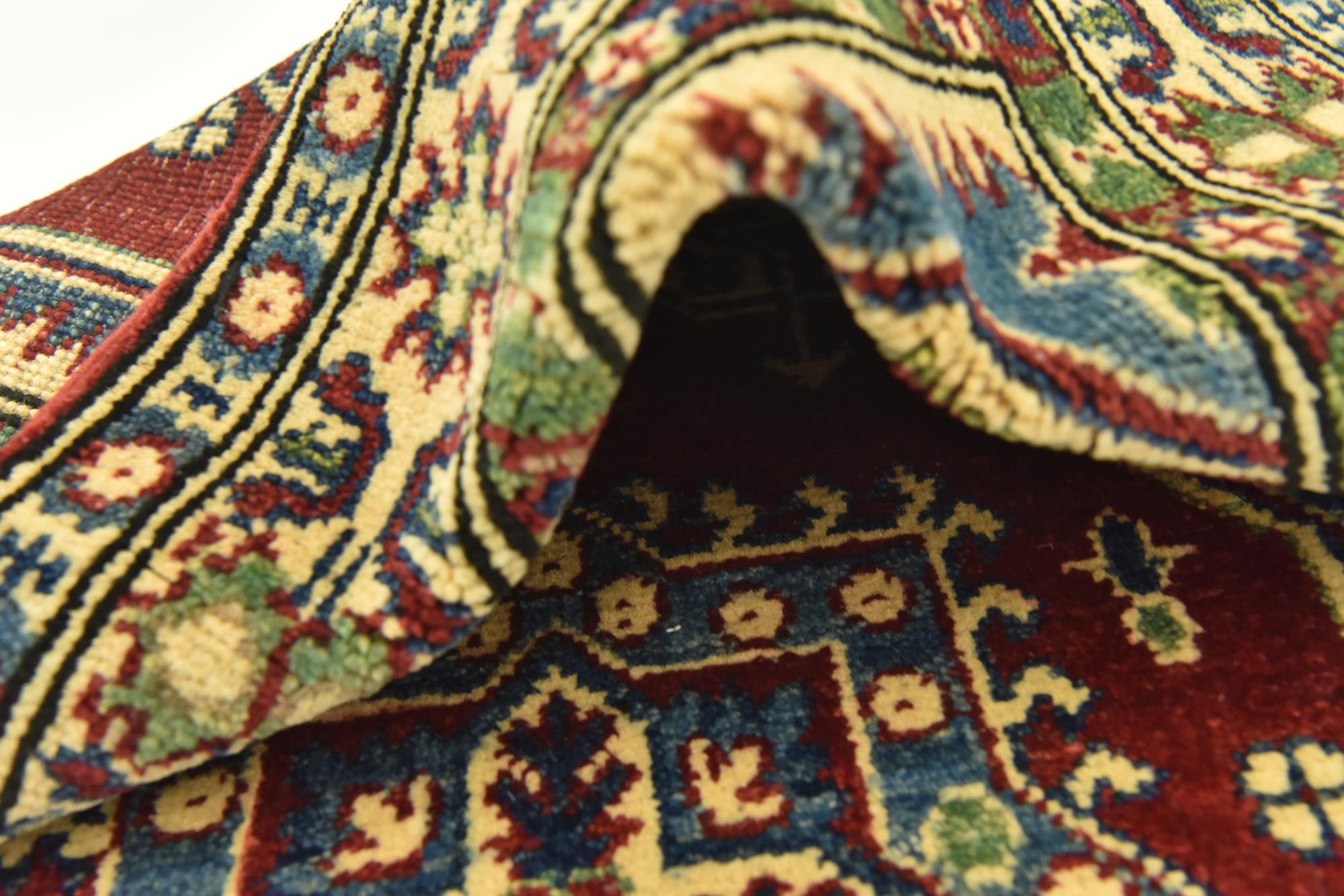 2' 9 x 4' 2 Hand Knotted Kazak Rug