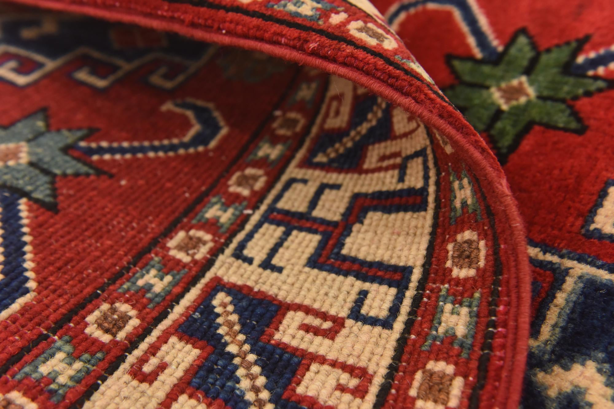 2' 8 x 4' 2 Hand Knotted Kazak Rug