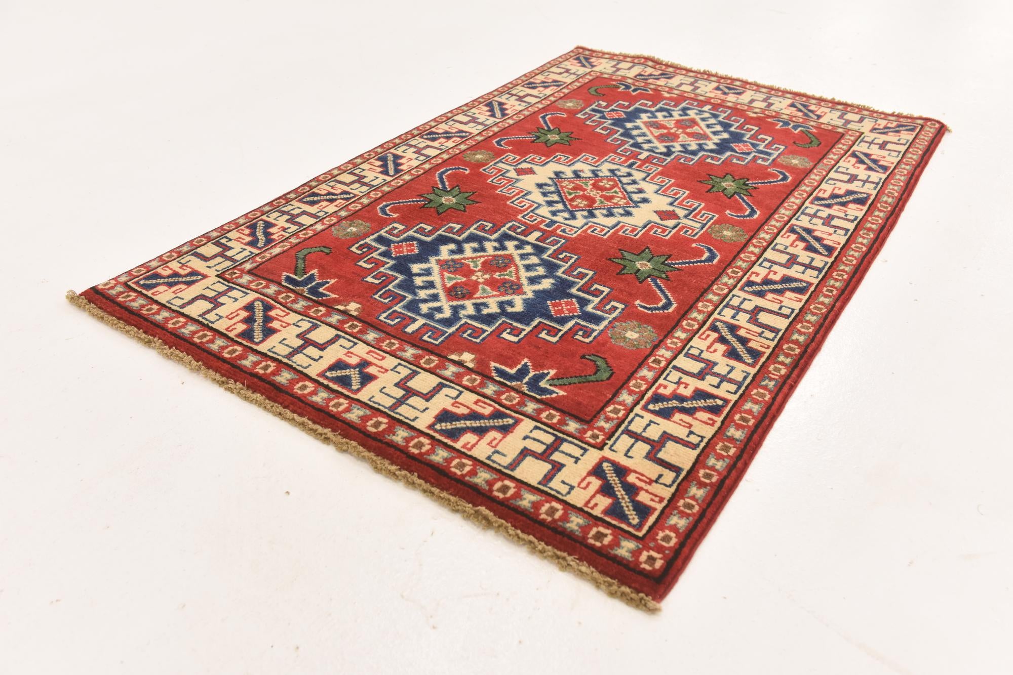 2' 8 x 4' 2 Hand Knotted Kazak Rug