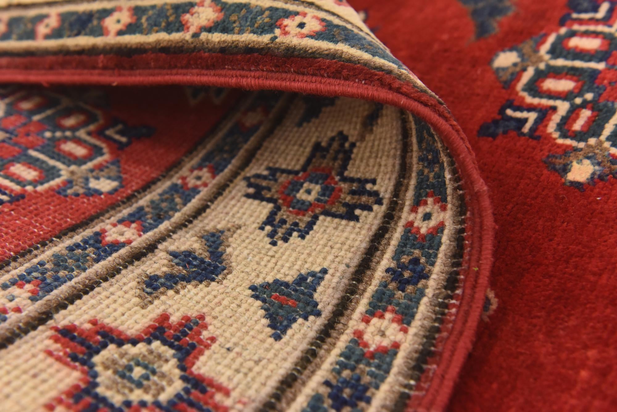 2' 7 x 4' Hand Knotted Kazak Rug