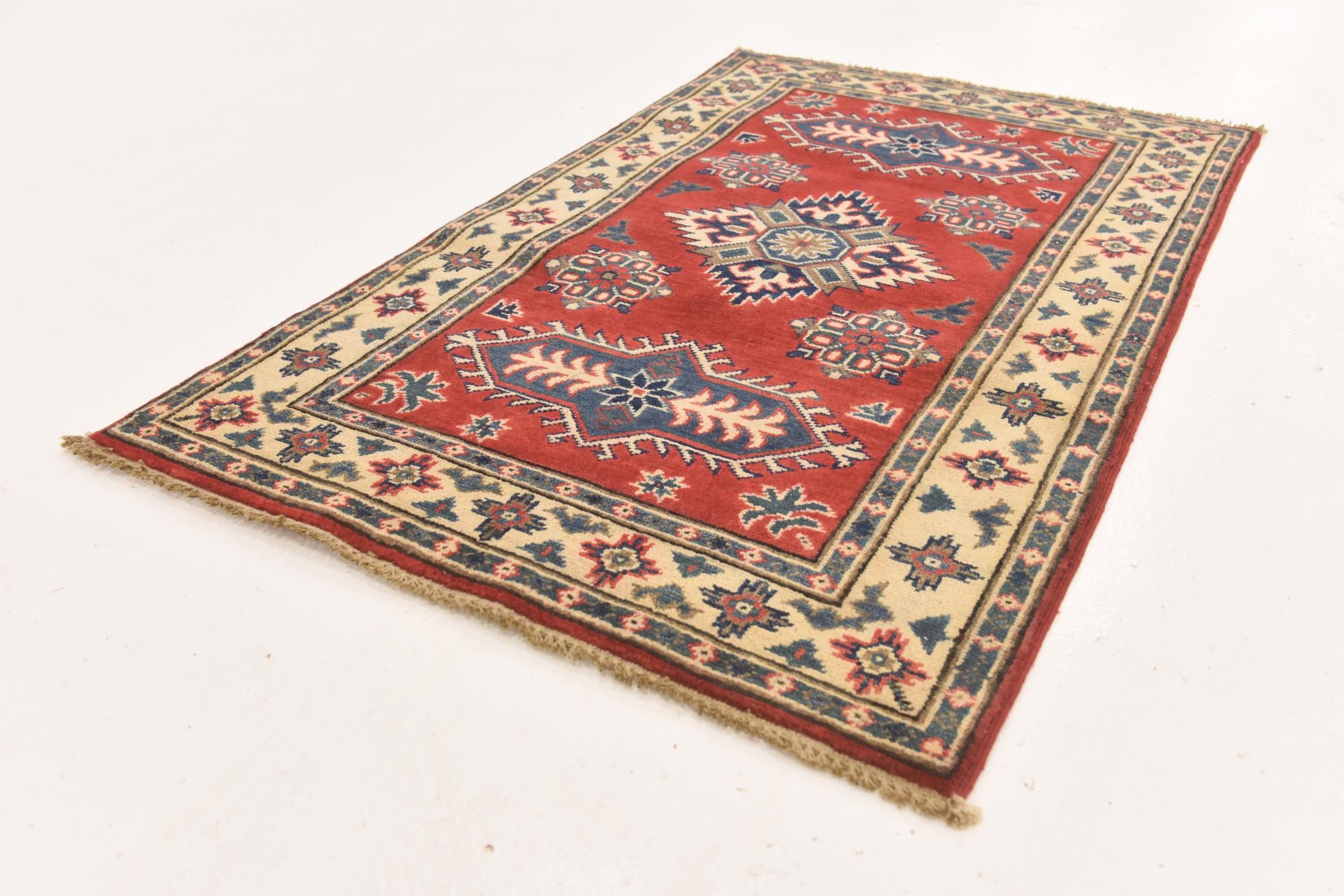 2' 7 x 4' Hand Knotted Kazak Rug