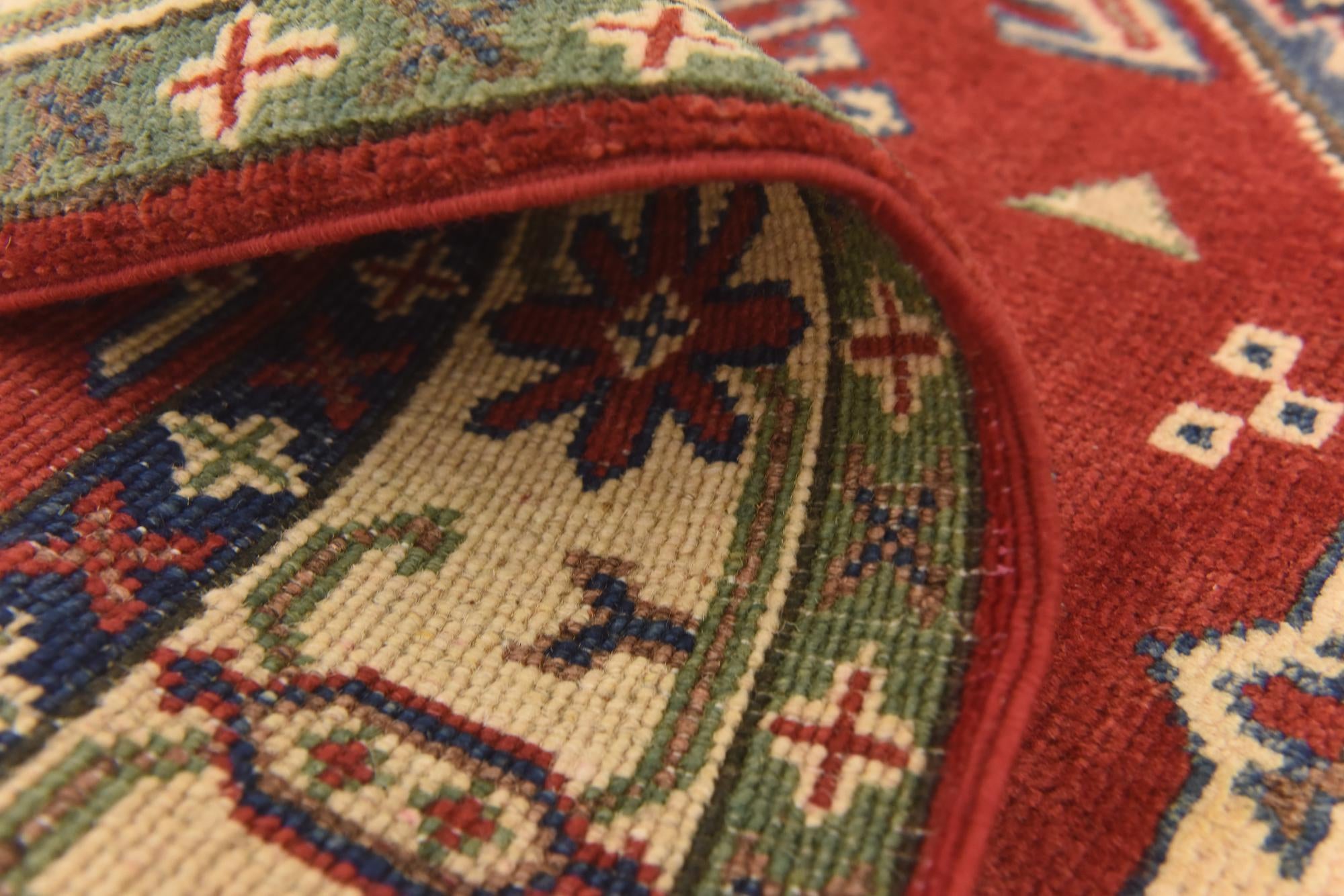 2' 8 x 4' 3 Hand Knotted Kazak Rug