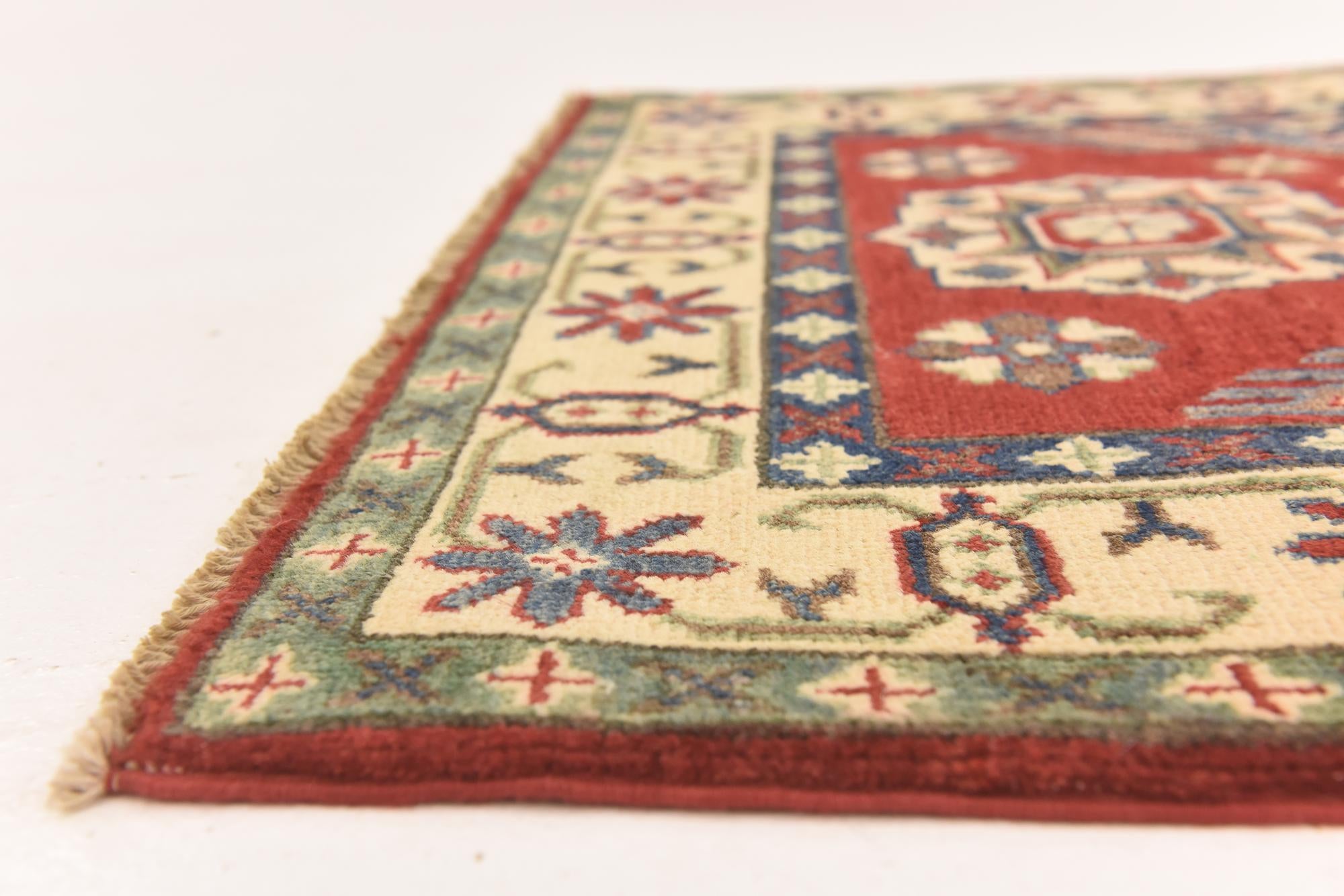 2' 8 x 4' 3 Hand Knotted Kazak Rug