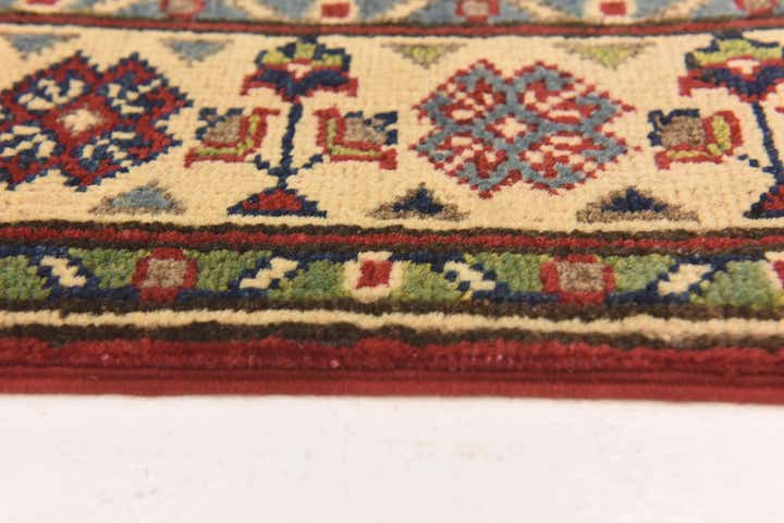 2' 9 x 4' 2 Hand Knotted Kazak Rug