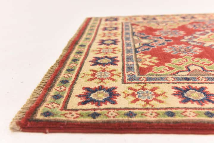 2' 8 x 4' 2 Hand Knotted Kazak Rug