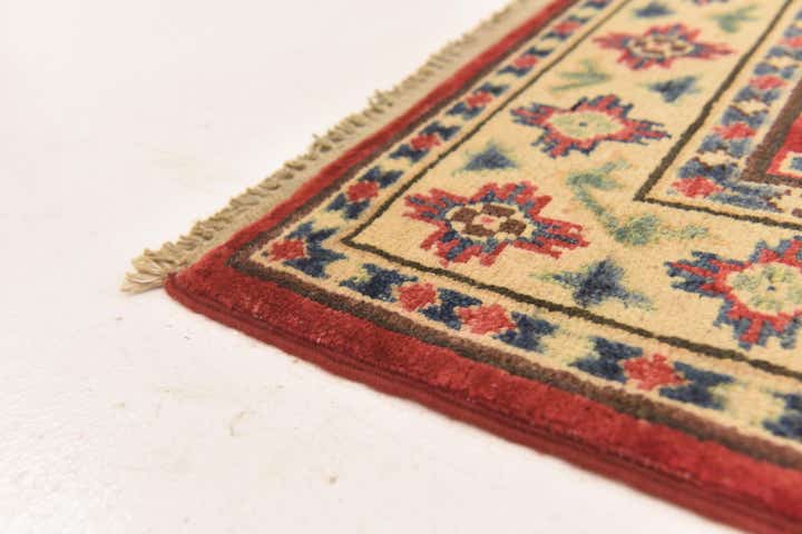 2' 7 x 4' 1 Hand Knotted Kazak Oriental Rug