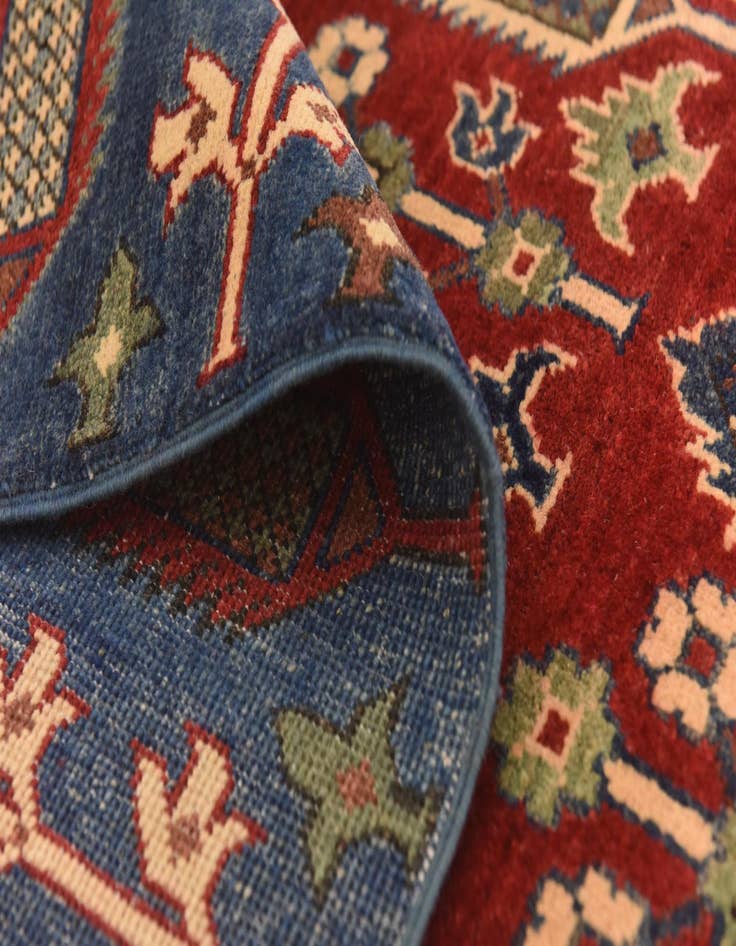 Detail image of 6' 6 x 9' 9  Hand Knotted Kazak Rug