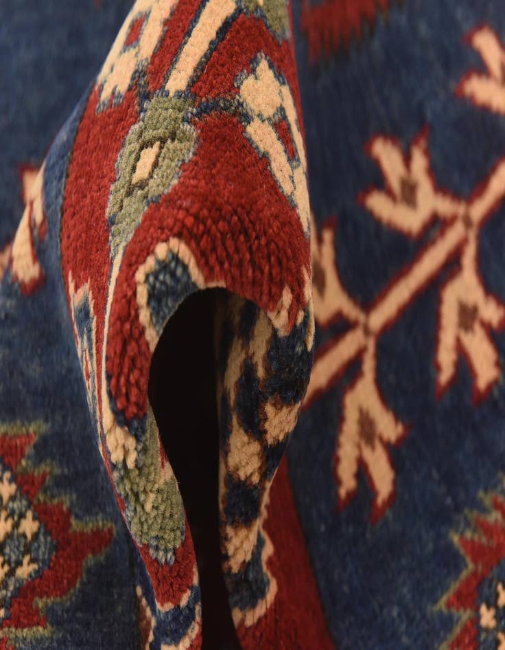 Detail image of 6' 6 x 9' 9  Hand Knotted Kazak Rug