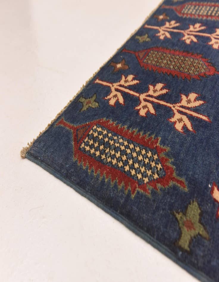 Detail image of 6' 6 x 9' 9  Hand Knotted Kazak Rug