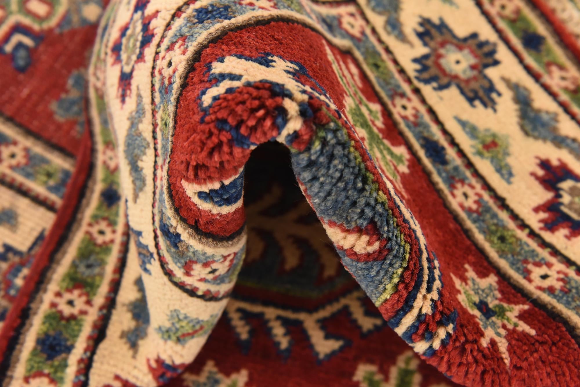 2' 9 x 3' 10 Hand Knotted Kazak Rug