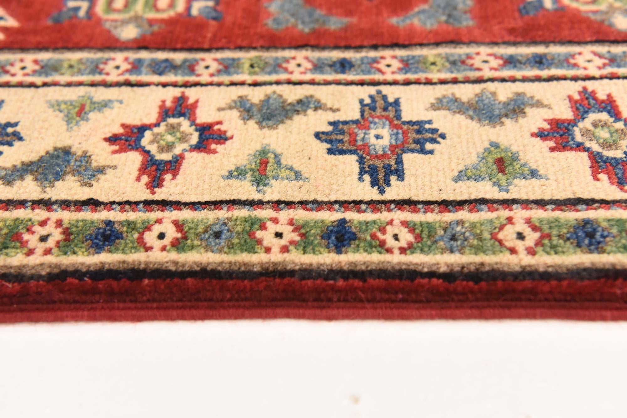 2' 9 x 3' 10 Hand Knotted Kazak Rug