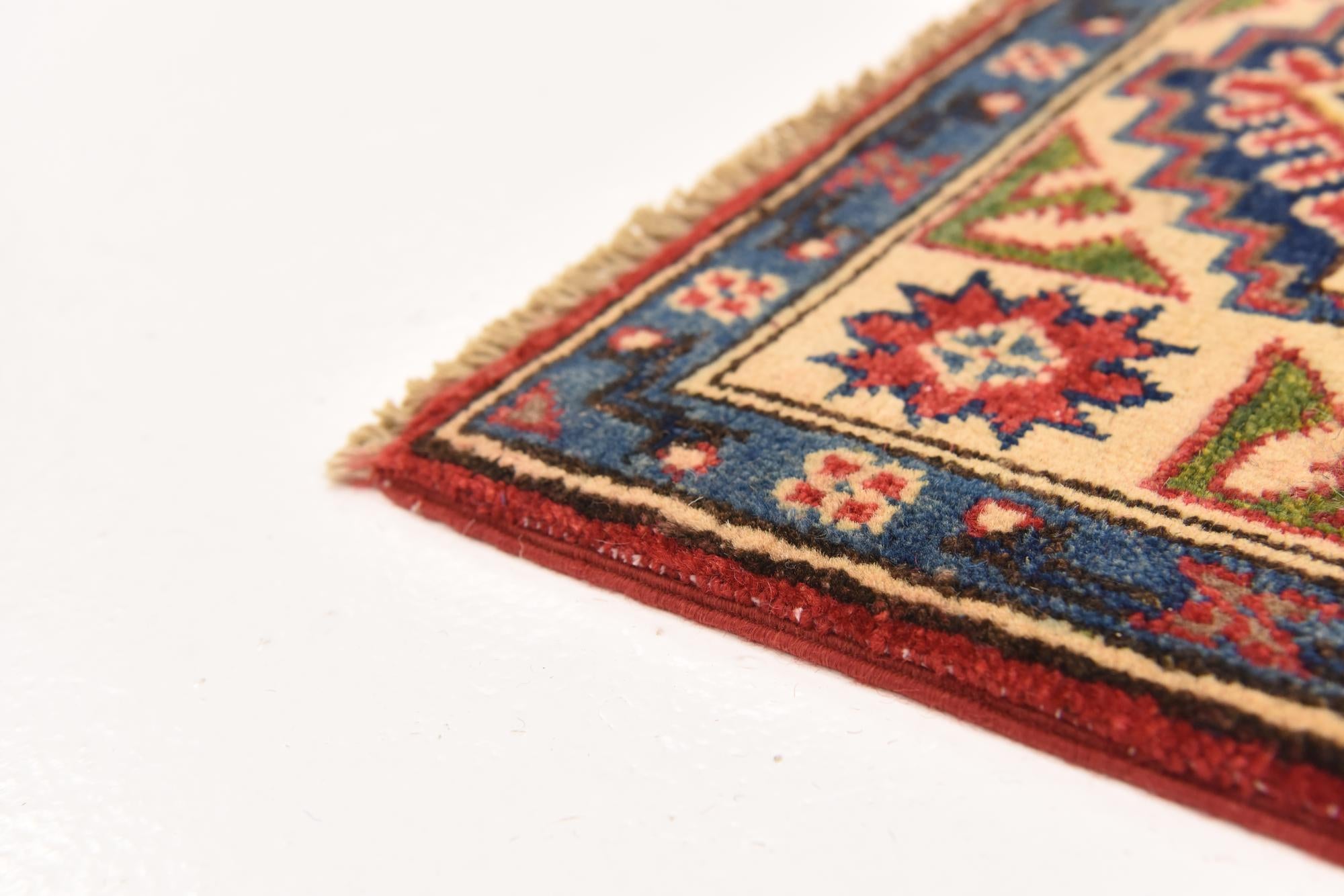 2' 9 x 4' Hand Knotted Kazak Rug