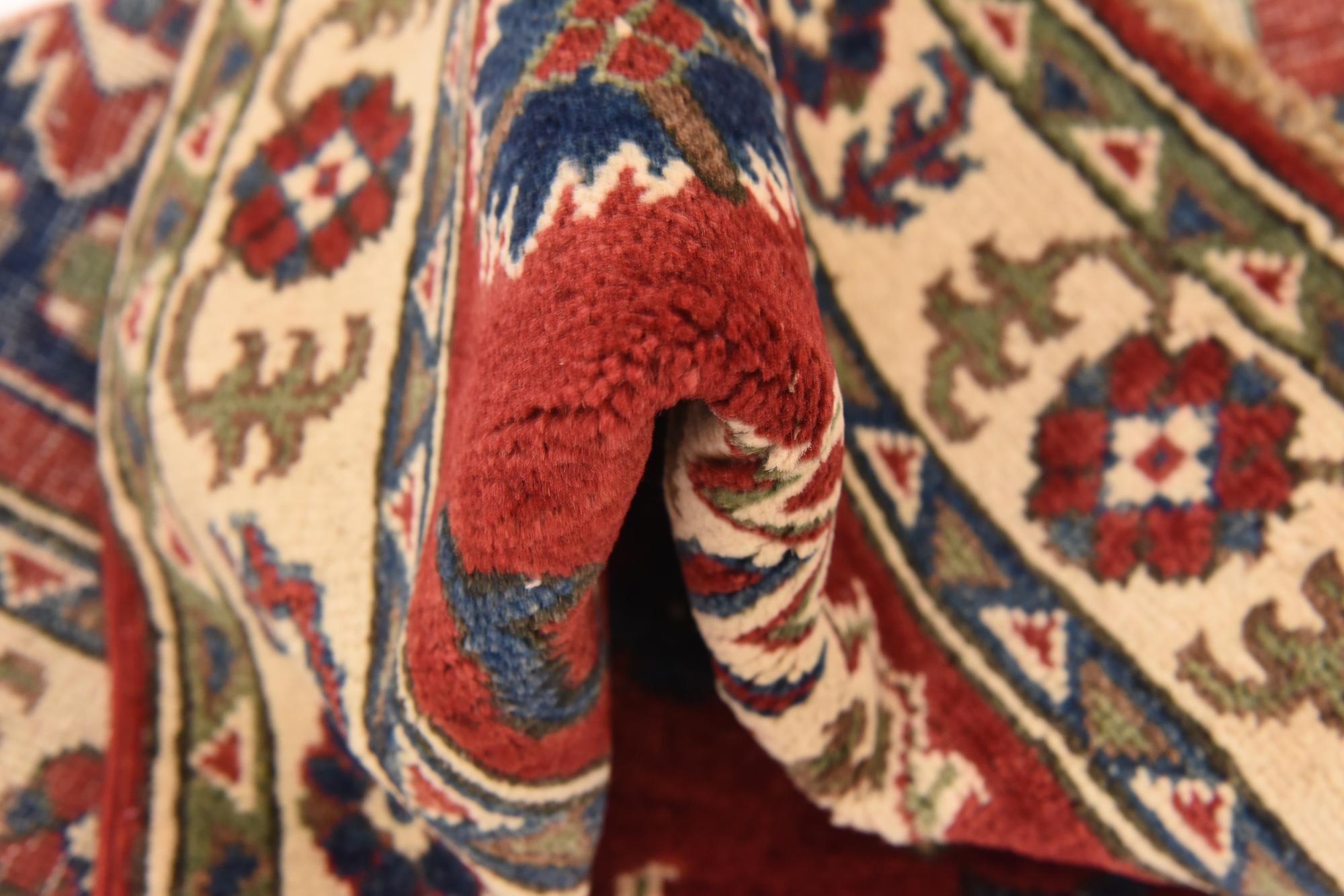 2' 7 x 4' 1 Hand Knotted Kazak Rug