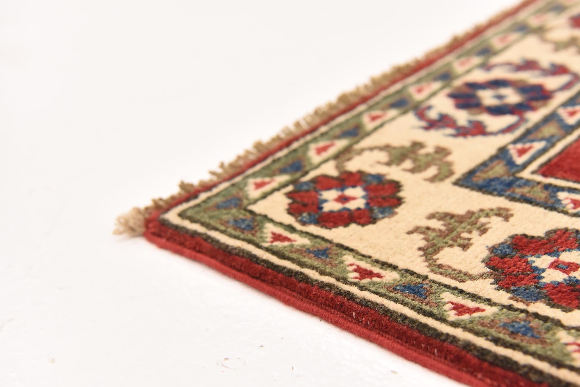 2' 7 x 4' 1 Hand Knotted Kazak Rug