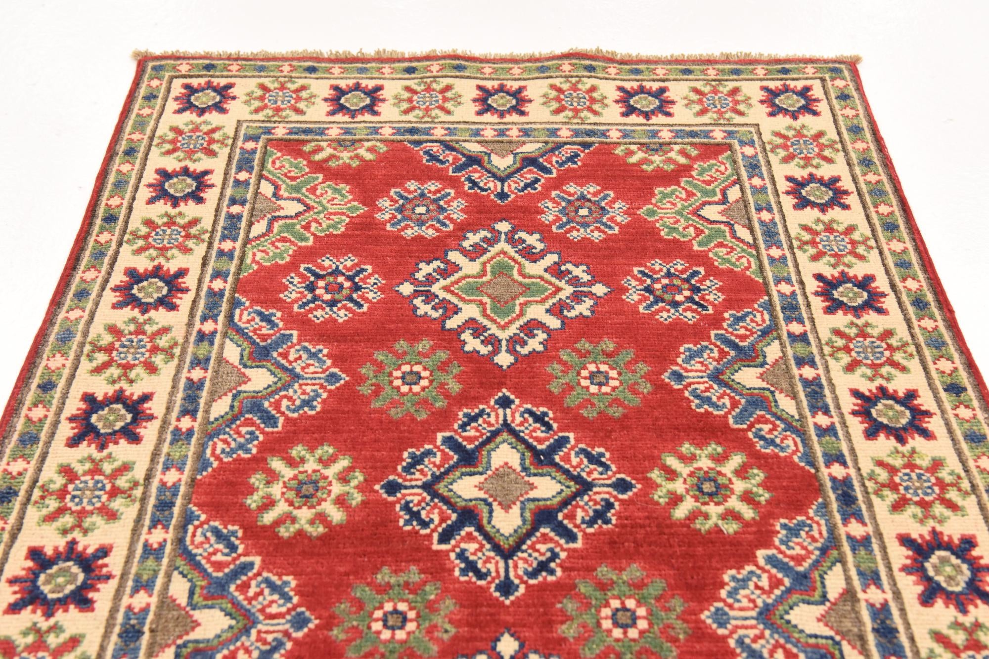 2' 8 x 4' 3 Hand Knotted Kazak Rug