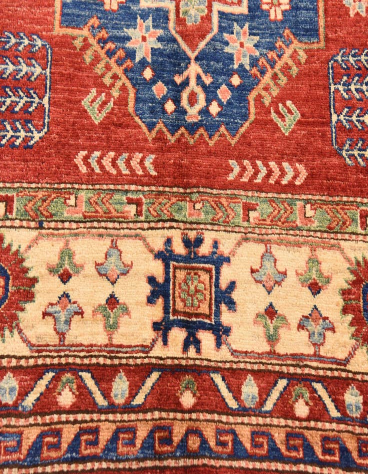Detail image of 5' 7 x 7' 9  Hand Knotted Kazak Oriental Rug