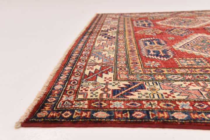5' 9 x 7' 11 Hand Knotted Kazak Oriental Rug