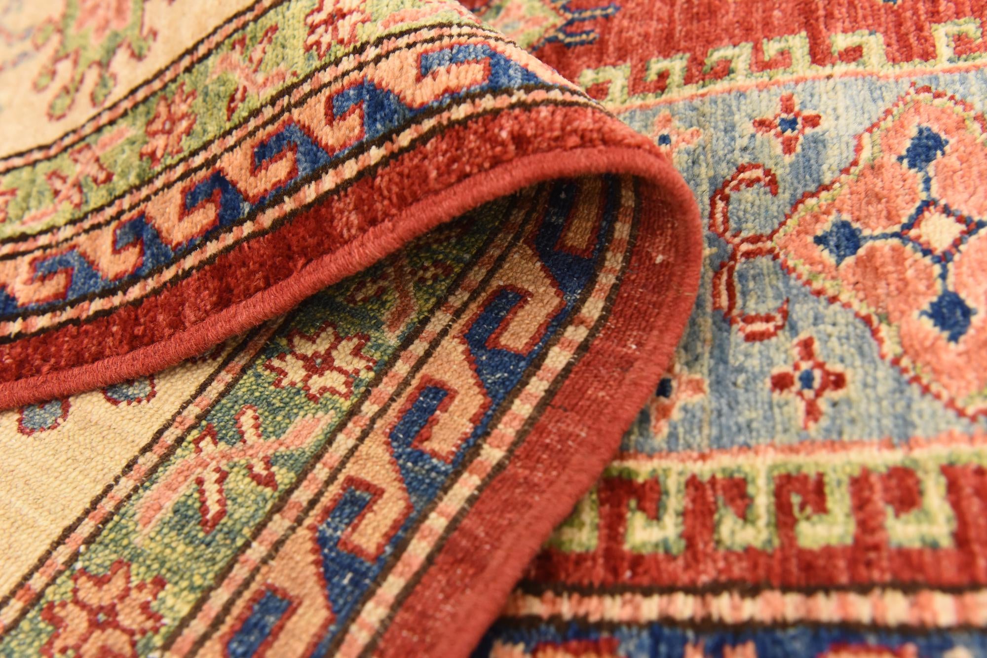 5' 7 x 8' Hand Knotted Kazak Oriental Rug