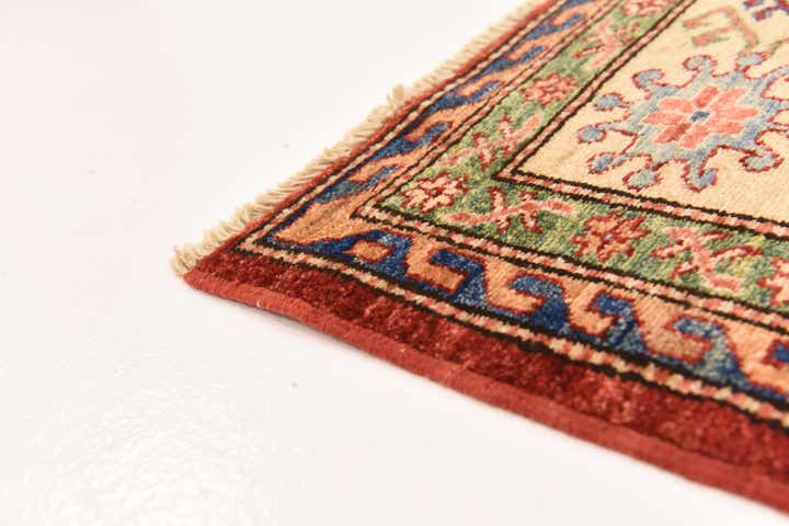 5' 7 x 8' Hand Knotted Kazak Oriental Rug