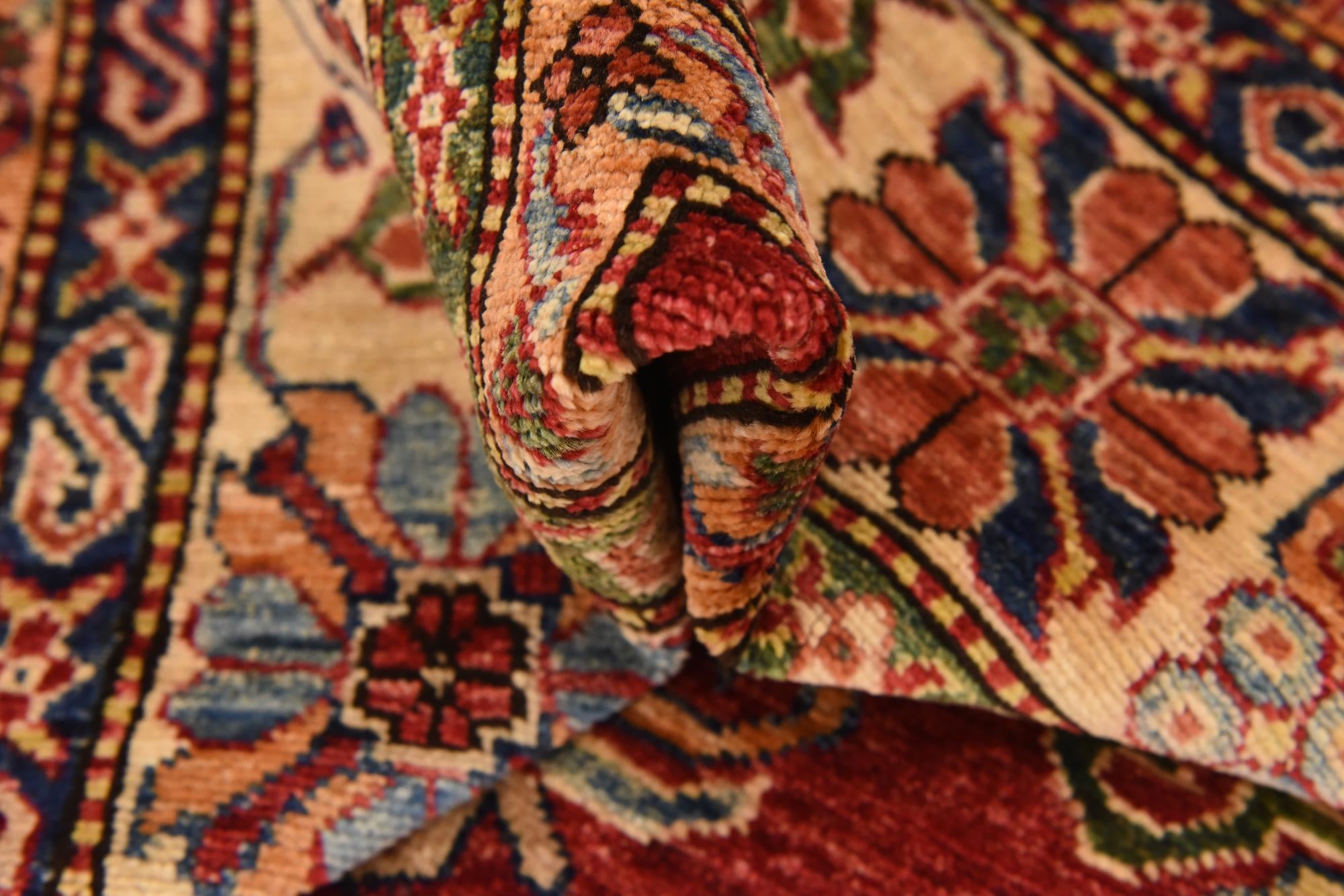 5' 7 x 9' Hand Knotted Kazak Oriental Rug