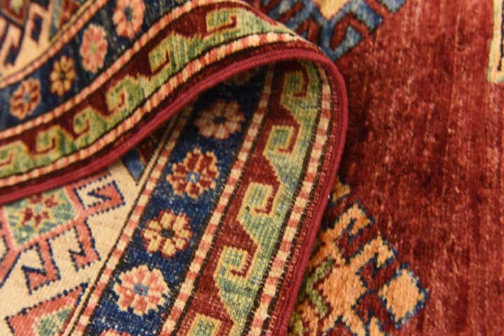 5' 10 x 7' 11 Hand Knotted Kazak Oriental Rug