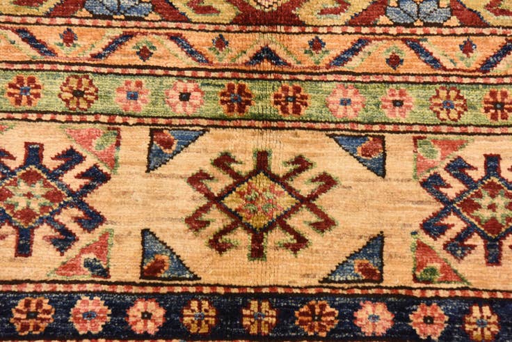 Detail image of 5' 10 x 7' 11 Hand Knotted Kazak Oriental Rug