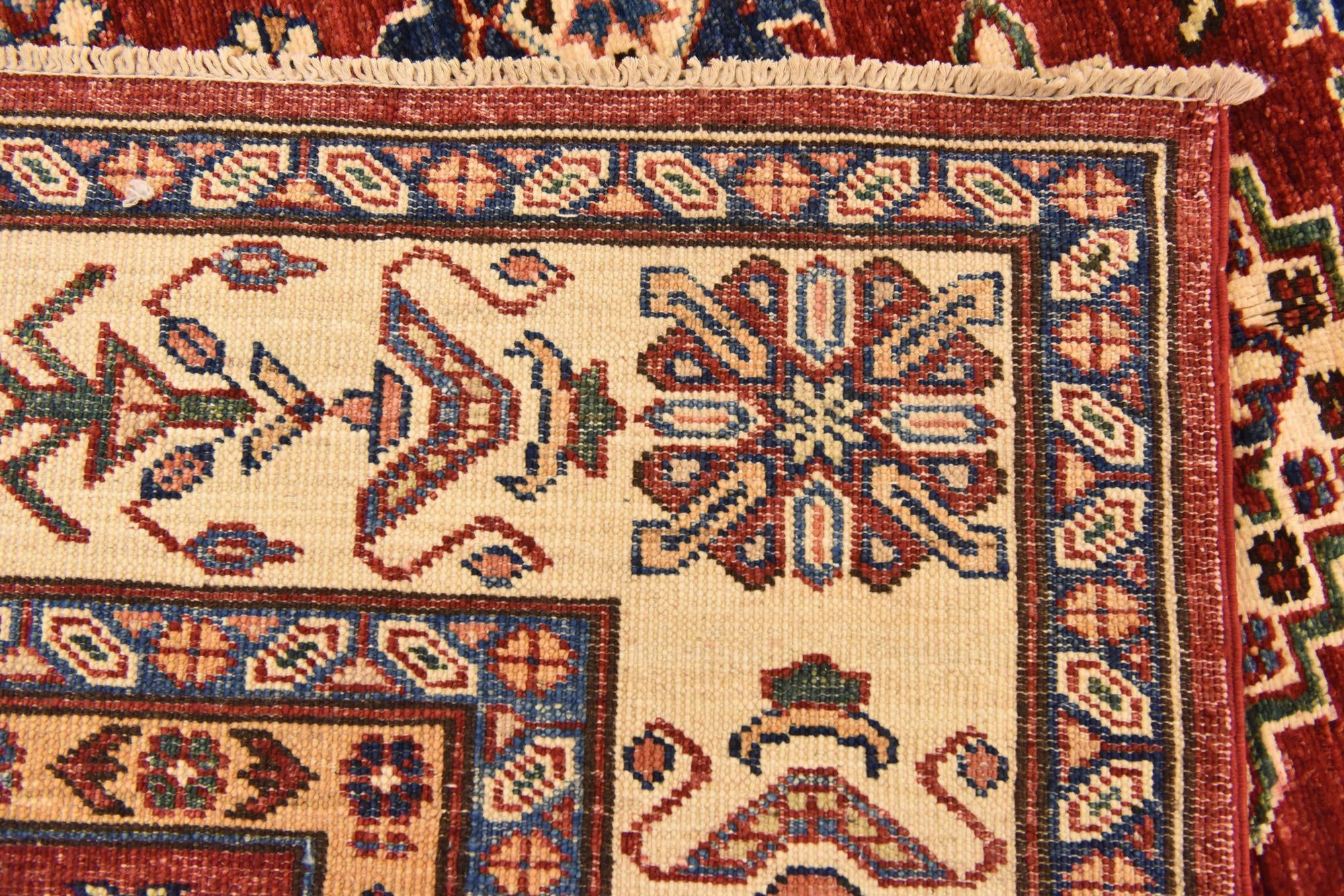 5' 7 x 8' Hand Knotted Kazak Oriental Rug