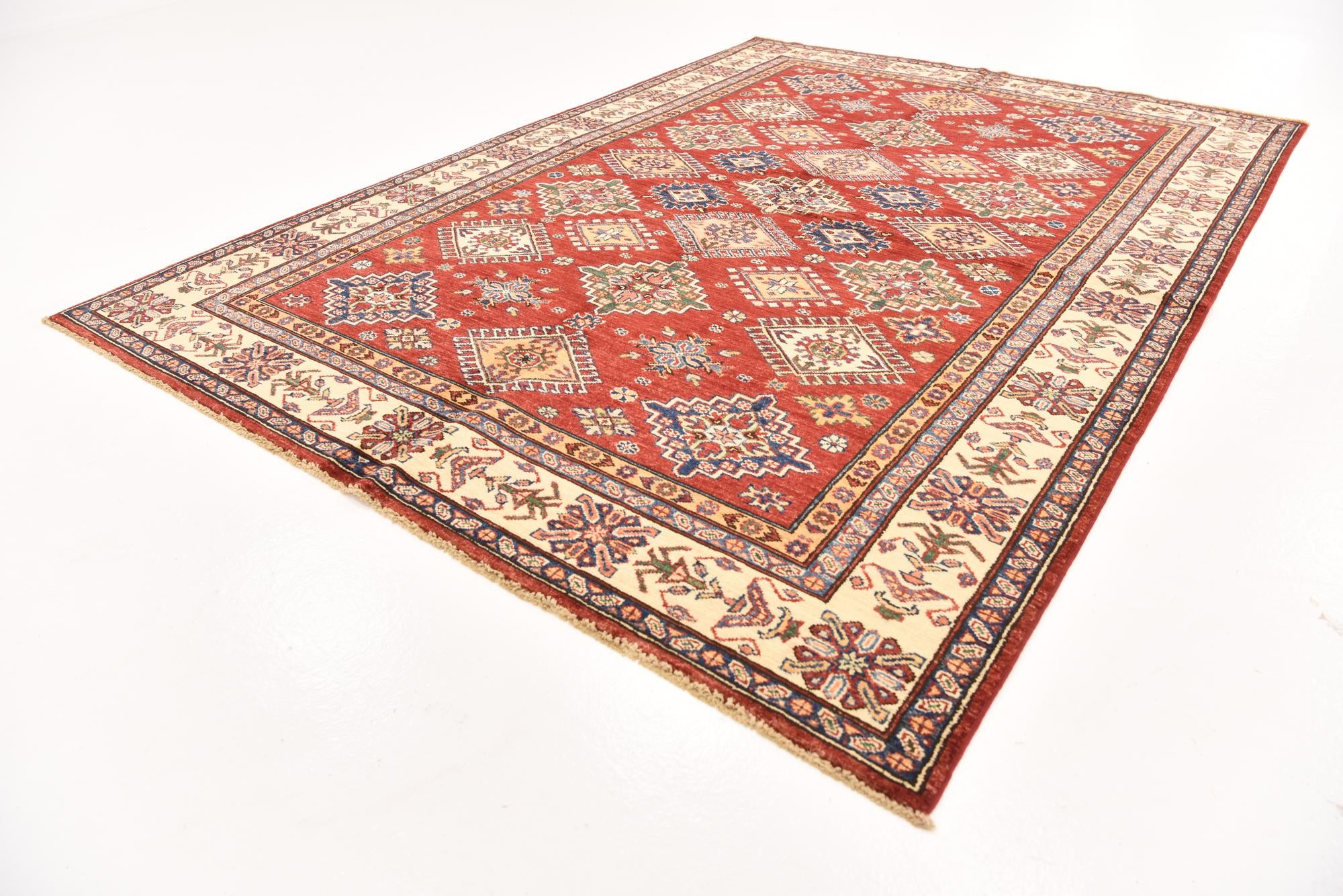 5' 7 x 8' Hand Knotted Kazak Oriental Rug
