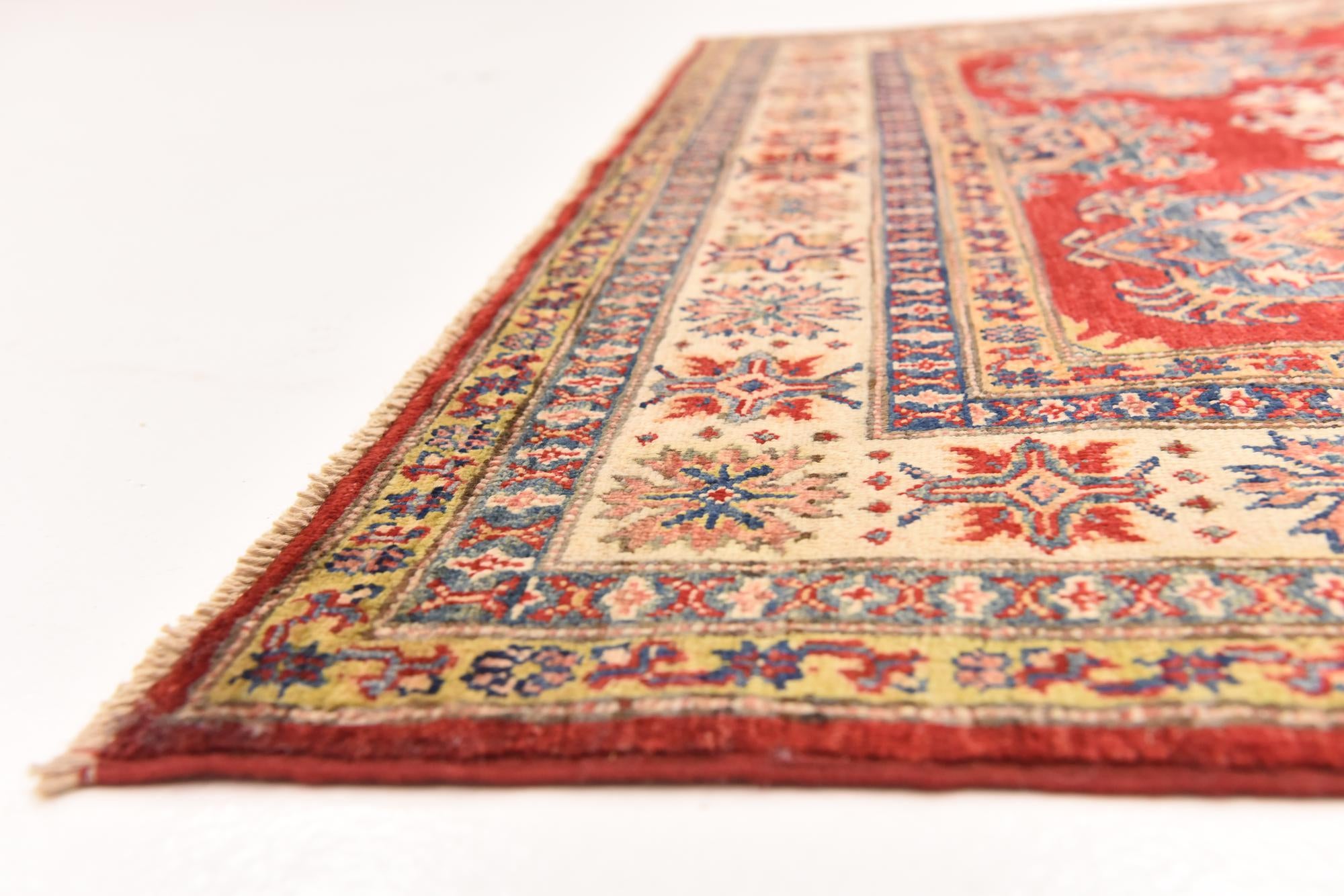5' 7 x 8' 1 Hand Knotted Kazak Oriental Rug