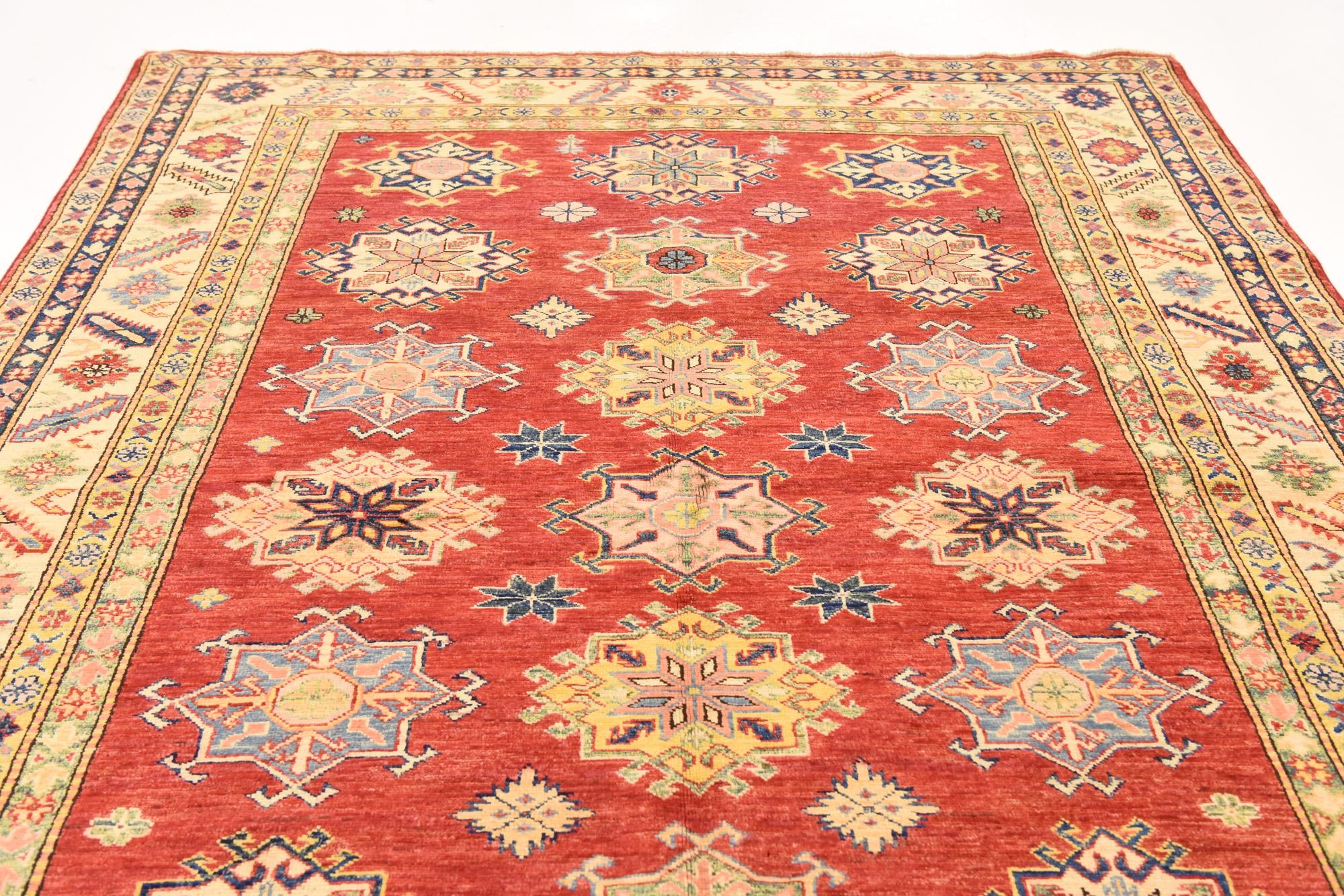 5' 9 x 7' 10 Hand Knotted Kazak Oriental Rug